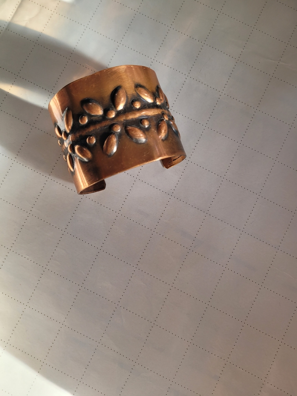 VTG Handmade Hammered Copper Leaf Pattern Cuff Bracelet - Wide Open Bangle